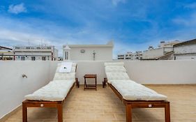 Tia Anica House II - Apartment With Terrace In Central Fuseta Beach Village
